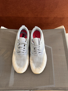 Naiste tossud Nike 37s (2 foto / 3)