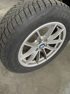 Шины 16" BMW Goodyear Ultra Grip + диски