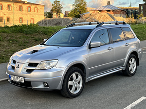 Mitsubishi Outlander Turbo (2 foto / 6)