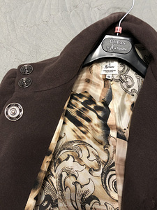 Guess mantel (2 foto / 2)