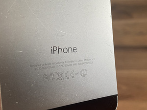 iPhone 5s черный-серебристый (2 фото из 3)