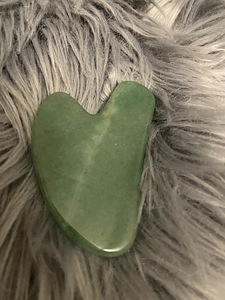 Гуаша Gua sha камень для лица, массаж (5 фото из 5)