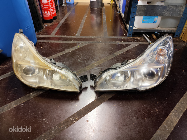 Subaru outback 2009-2014 esituled