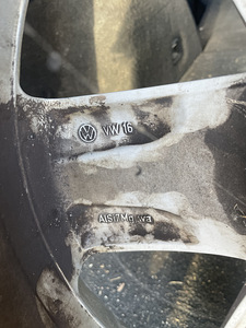 5x112 R17 VW veljed (4 foto / 4)