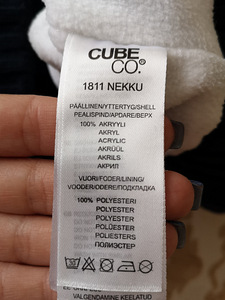 Свитер соэ CUBE CO., LTD (5 фото из 6)