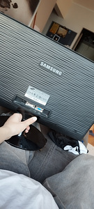 Samsung led 21.5 (2 foto / 7)