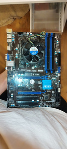 Материнская плата MSI (3 фото из 4)