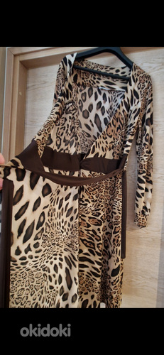 Платье с леопардовым принтом М (фото #3)