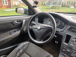 M/V Volvo S60 2.4D Manuaal (3 foto / 5)