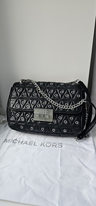 Продам сумочку Michael Kors б/у. (2 фото из 9)