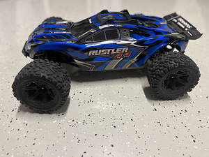 Traxxas Rustler 4x4 (2 фото из 5)