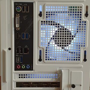Mänguriarvuti / RTX 3060 Ti / Ryzen 5 / 1TB / 16GB (6 foto / 6)