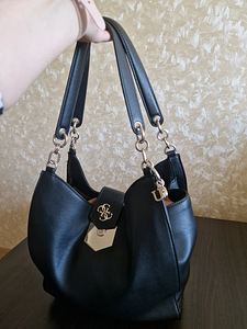 Guess originaal kott. (1 foto / 5)