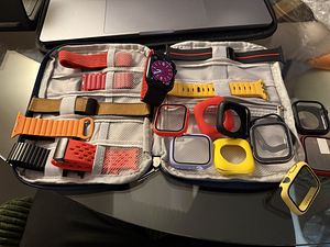 Apple Watch Series 8 45 мм GPS + Cellular + Подарок (2 фото из 6)