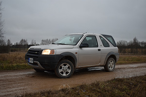 Land Rover Freelander (3 foto / 9)