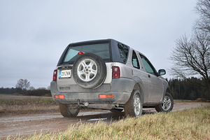 Land Rover Freelander (1 foto / 9)