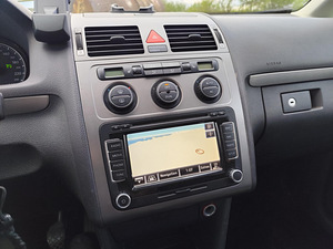 VW Touran bensiin + gaas (2 foto / 9)