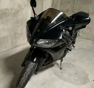 Ямаха Р1 2003 (2 фото из 4)
