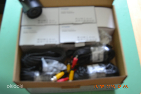 Комплект охранных 4 видео камер с записывающим устройством (фото #1)