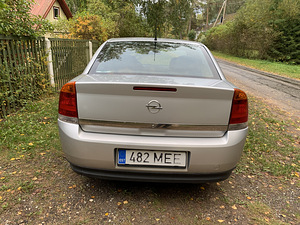Opel vectra c 2.2dti (5 foto / 10)