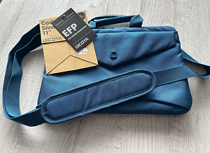 Dicota Code Slim Case 11" for Apple Macbooks - Blue (7 foto / 7)
