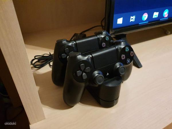 Playstation 4 Pro 1 ТБ + 2 Dualshock 4 V2 (фото #2)