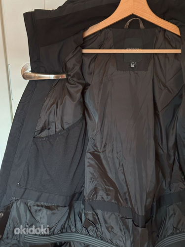 Зимняя куртка Icepeak размер 164 черный, унисекс (фото #3)