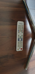 Smart tv samsung 32 tolli (1 foto / 5)