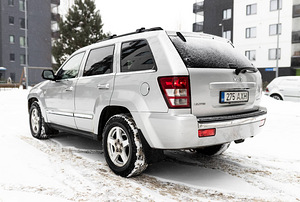 Jeep Grand Cherokee 3.0 160kW (2 foto / 3)