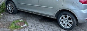 Автомобиль На запчасти (3 фото из 6)