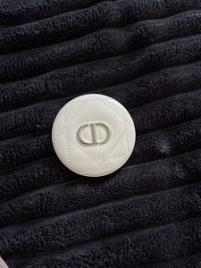 Kosmeetika Dior, HIGHLIGHTER (3 foto / 3)