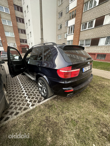 BMW X5 e70 (фото #2)
