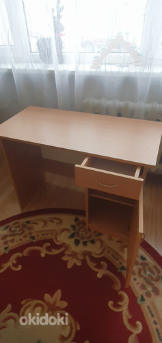 Стол письменный