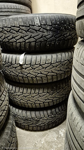 Шины 215/60R16 NOKIAN HAKKAPELIITTA (1 фото из 1)
