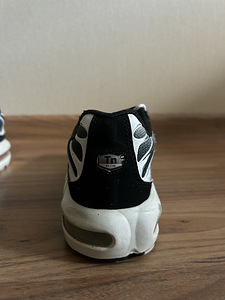 Nike tn air must-valged (4 foto / 7)