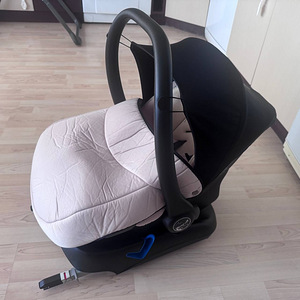 Автолюлька Noordi Kite 0+ + база ISOFIX + адаптеры (5 фото из 6)