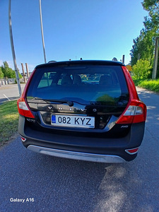 Volvo XC70 (4 фото из 7)