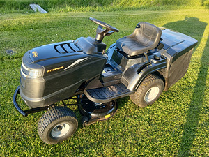Murutraktor Alpina AT4 84 HA (1 foto / 10)