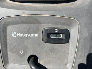 Husqvarna TC 138 murutraktor (2 foto / 9)