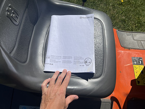 Husqvarna TC 138 murutraktor (3 foto / 9)