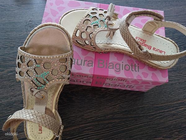 Новые сандалии Laura Biagiotti (фото #1)