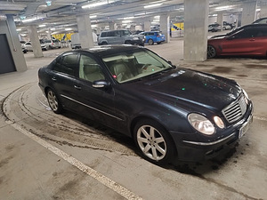 Mercedes-Benz E280 (4 foto / 12)