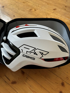 Продам шлем CASCO SPEEDAIRO 2 WHITE.
