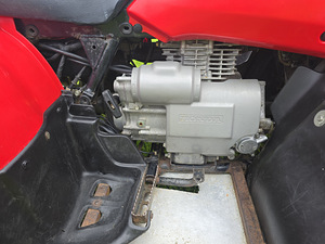 Квадроцикл Honda TRX 400 FourTrax Foreman 4x4 16kW (8 фото из 10)