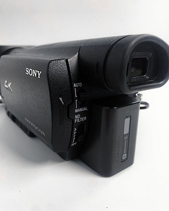 SONY FDR-AX100 (10 foto / 10)