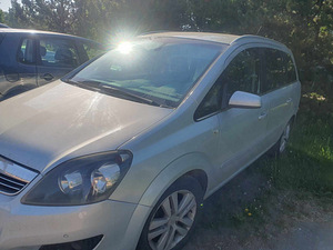 Müüa Opel Zafira diisel, 7 kohta 2009 (3 foto / 10)