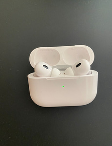 Apple Airpods Pro 2 (2 фото из 3)