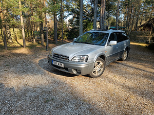Subaru Outback H6 3.0 (2 foto / 14)