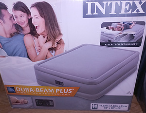 Täispuhutav madrats 152 m x 203 m x 51 cm - INTEX (1 foto / 2)