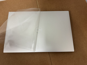 Dell XPS 17 9700 (5 foto / 5)